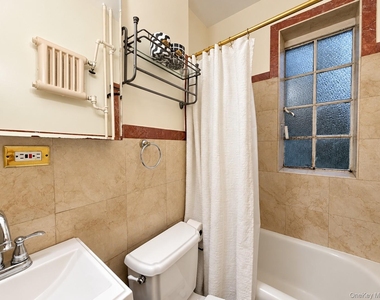 38-30 Douglaston Parkway - Photo Thumbnail 5