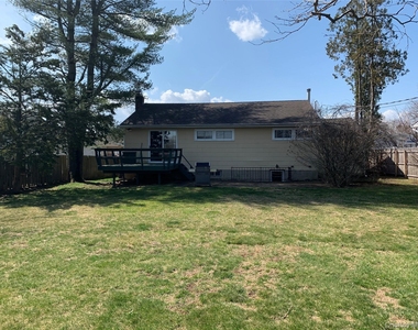 46 Alexander Drive - Photo Thumbnail 10