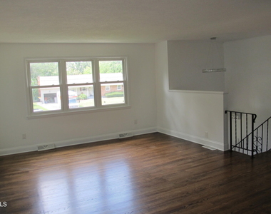 18 Ethel Drive - Photo Thumbnail 1