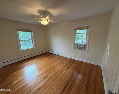 2204 Dean Street - Photo Thumbnail 15