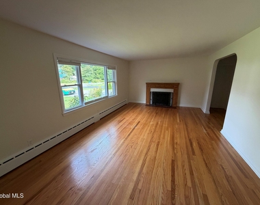 2204 Dean Street - Photo Thumbnail 6