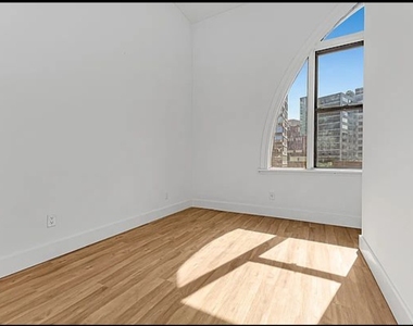 81 Willoughby Street - Photo Thumbnail 4