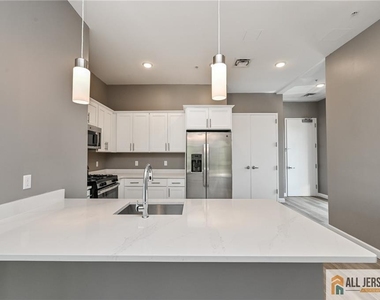 271 Millburn Avenue - Photo Thumbnail 4