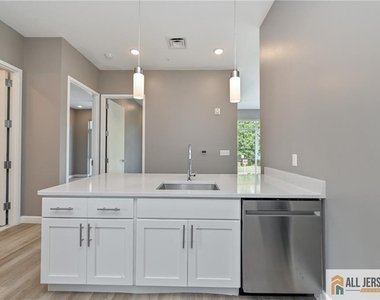 271 Millburn Avenue - Photo Thumbnail 6