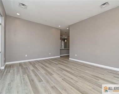 271 Millburn Avenue - Photo Thumbnail 7