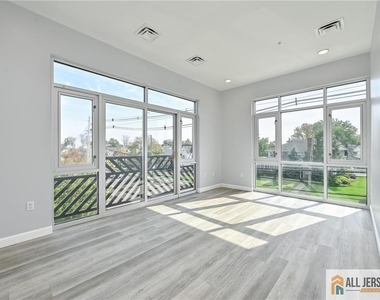 271 Millburn Avenue - Photo Thumbnail 4