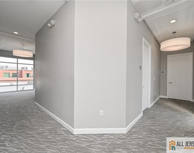 271 Millburn Avenue - Photo Thumbnail 15