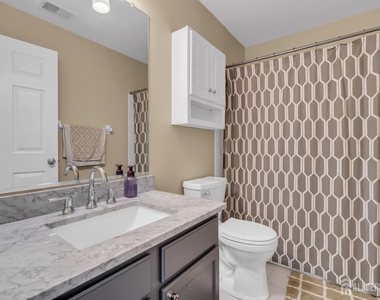 4 Scott Drive - Photo Thumbnail 23