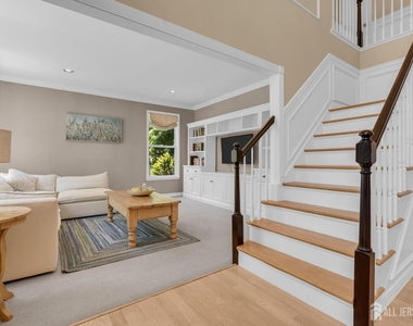 4 Scott Drive - Photo Thumbnail 6