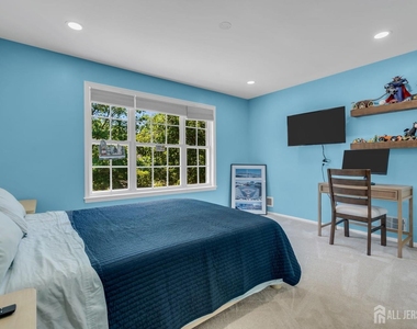 4 Scott Drive - Photo Thumbnail 21