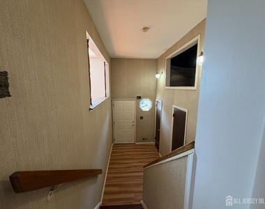 2707 Merrywood Drive - Photo Thumbnail 18