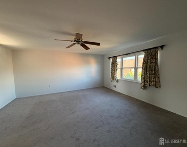 2707 Merrywood Drive - Photo Thumbnail 14