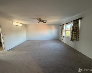 2707 Merrywood Drive - Photo Thumbnail 11
