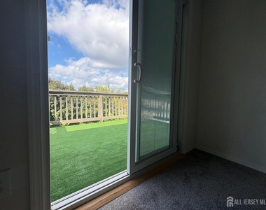 14 Barkalow Street - Photo Thumbnail 15