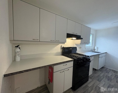 14 Barkalow Street - Photo Thumbnail 3
