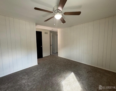 14 Barkalow Street - Photo Thumbnail 7