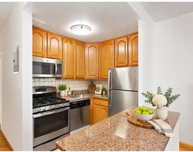 156 W 94th Street - Photo Thumbnail 1