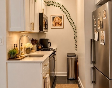 205 W 88th Street - Photo Thumbnail 2