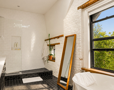 449a Mac Donough Street - Photo Thumbnail 13