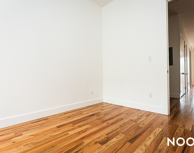2102 Fulton St - Photo Thumbnail 15