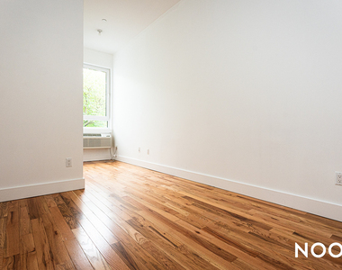2102 Fulton St - Photo Thumbnail 13
