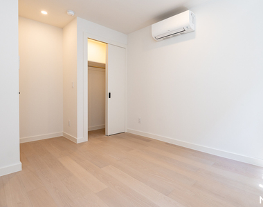 159 Havemeyer St - Photo Thumbnail 8