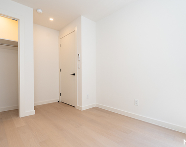 159 Havemeyer St - Photo Thumbnail 2