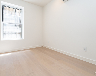 159 Havemeyer St - Photo Thumbnail 12