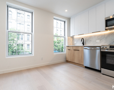 159 Havemeyer St - Photo Thumbnail 4