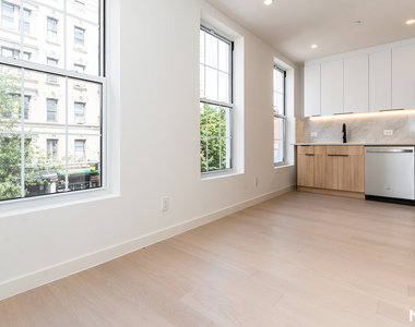159 Havemeyer St - Photo Thumbnail 8