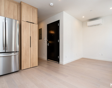 159 Havemeyer St - Photo Thumbnail 6