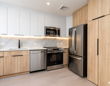 159 Havemeyer St - Photo Thumbnail 3