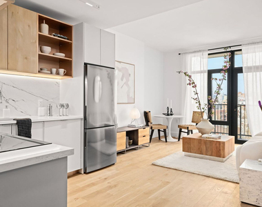 597 Grand St - Photo Thumbnail 6