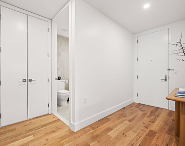 597 Grand St - Photo Thumbnail 17