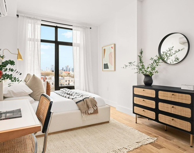 597 Grand St - Photo Thumbnail 11