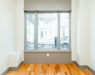 337 Melrose St - Photo Thumbnail 11