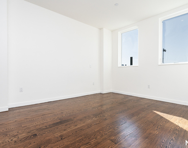 179 N 7th St - Photo Thumbnail 13