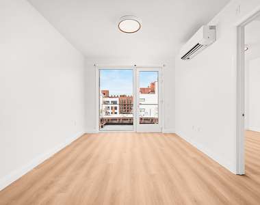 229 Wythe Ave - Photo Thumbnail 7