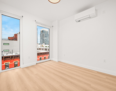 229 Wythe Ave - Photo Thumbnail 10