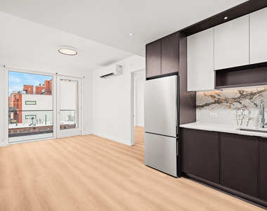 229 Wythe Ave - Photo Thumbnail 3