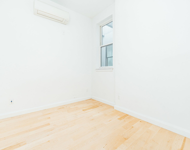 314 Evergreen Ave - Photo Thumbnail 8