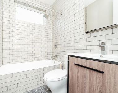 314 Evergreen Ave - Photo Thumbnail 6