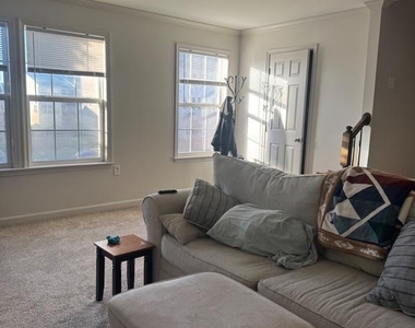 144 Quartz Road - Photo Thumbnail 7