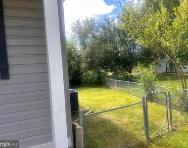 419 Shenandoah Place - Photo Thumbnail 3
