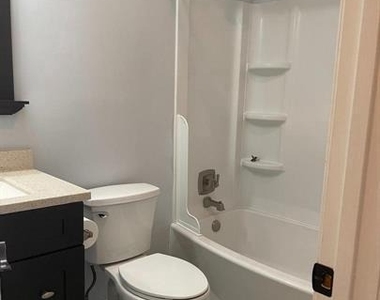 332 Parkway Street - Photo Thumbnail 12