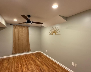 201 Lighthouse Cove - Photo Thumbnail 12