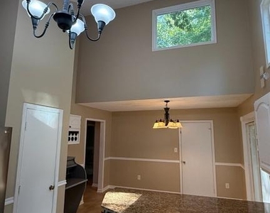201 Lighthouse Cove - Photo Thumbnail 5