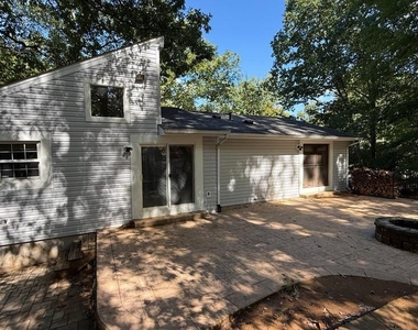 201 Lighthouse Cove - Photo Thumbnail 15