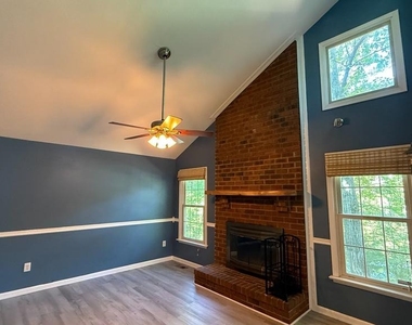201 Lighthouse Cove - Photo Thumbnail 2