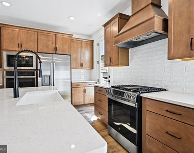 4814 Jackson Village Parkway - Photo Thumbnail 6